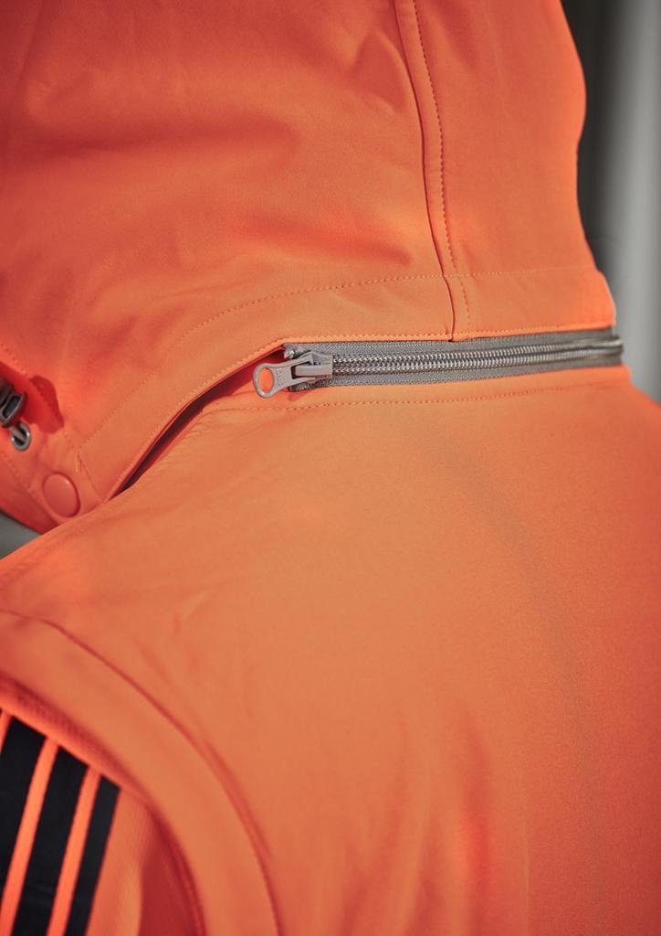 Back View - 9401042513656